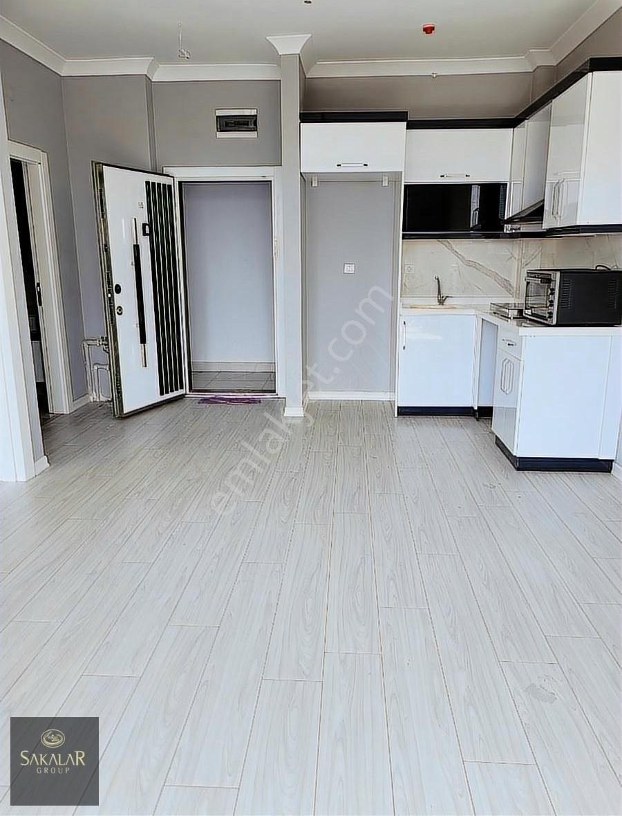 Ümraniye Çamlık Kiralık Daire Finans Merkezi Karşısı Ataşehir Manzaralı 1+1 70m2