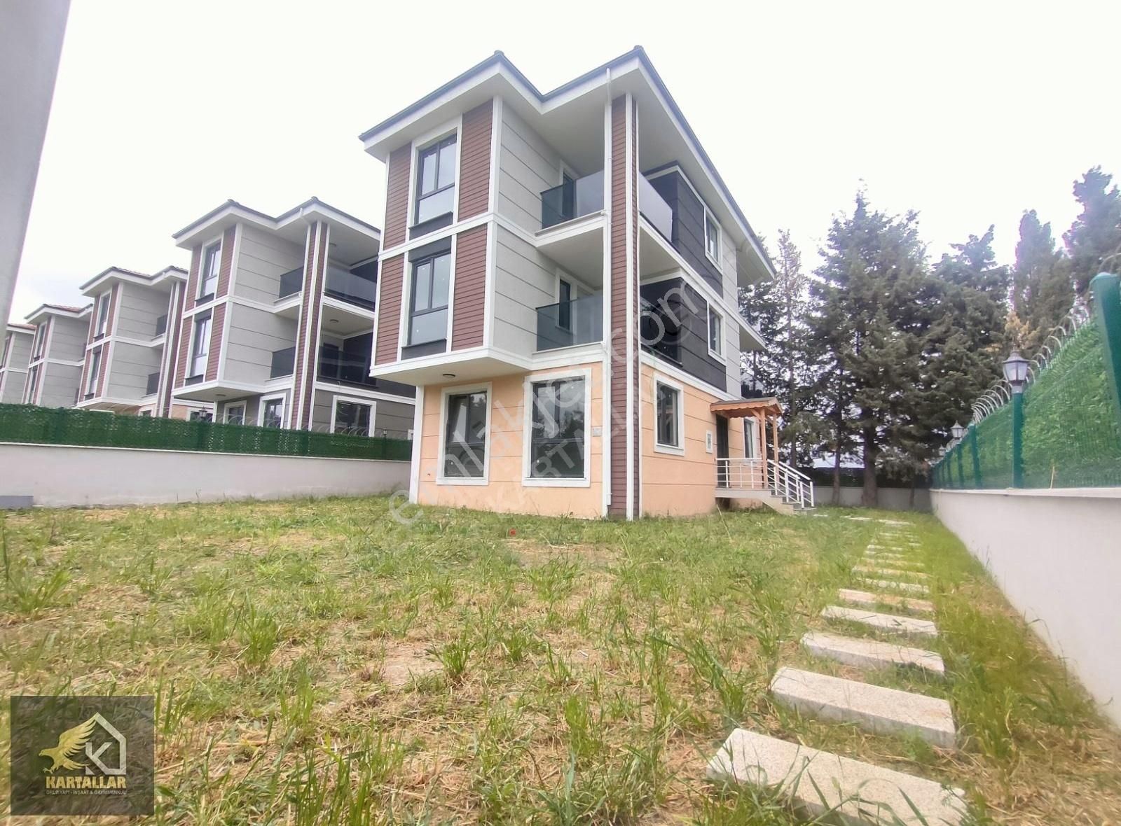 Kartallar'dan Doğaya Ait Olduğunuzu Hissettirecek Müstakil Villa - Görsel 19