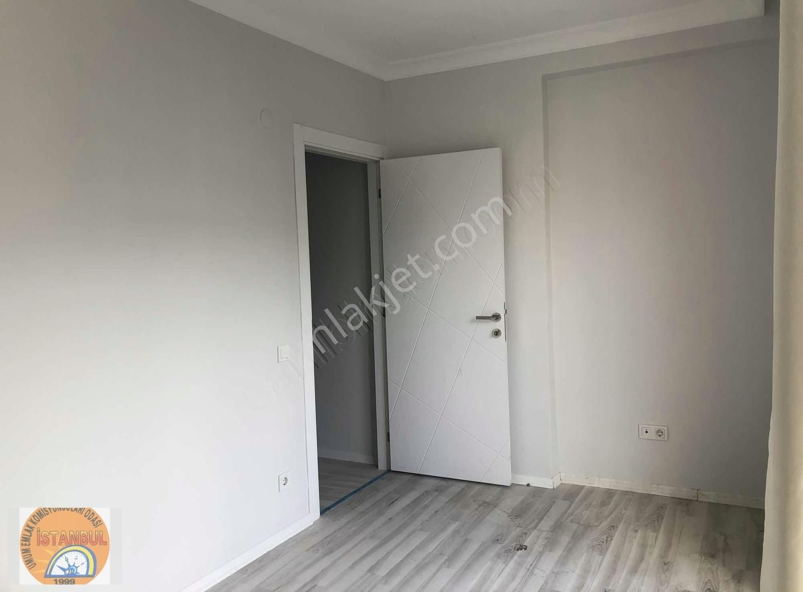 Bakırköy Sahile Yakın Satılık Komple Bina 4 Daire+iş Yeri - Görsel 7