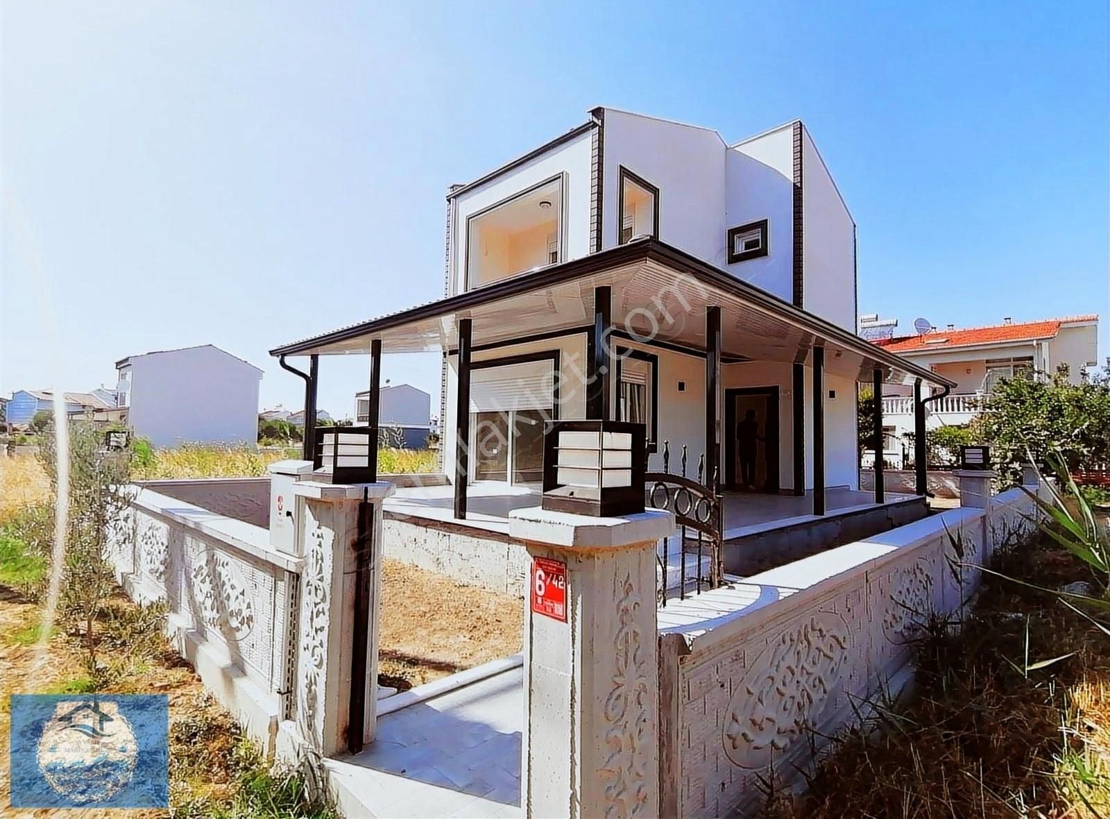 Ayvalık Altınova Satılık Villa MARİNADAN LÜKS VİLLA (DAİRE FİYATINA)