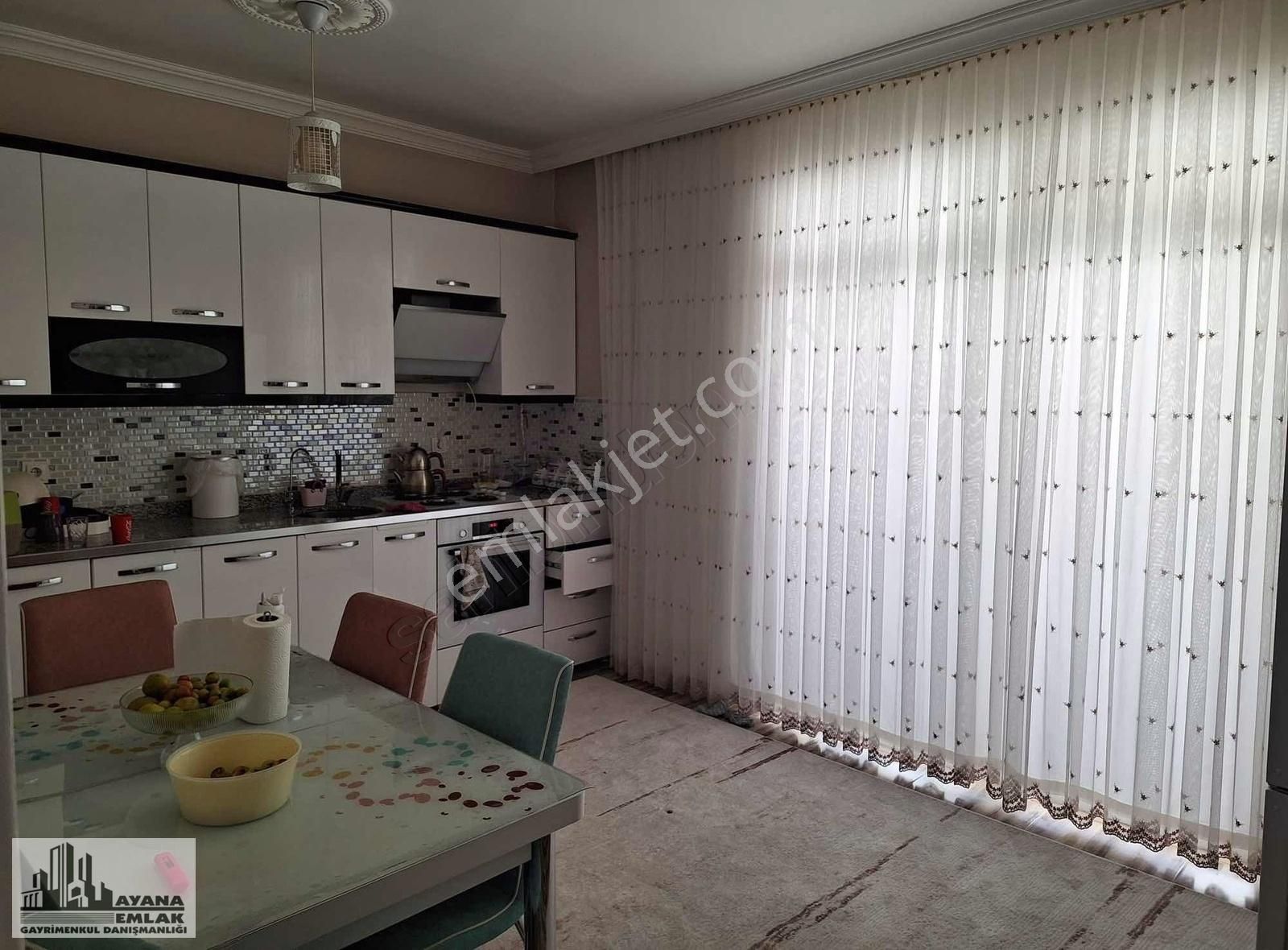 Siirt Merkez Bahçelievler Satılık Daire ÇÖZÜM EMLAKTAN SATILIK 3+1 DAİRE