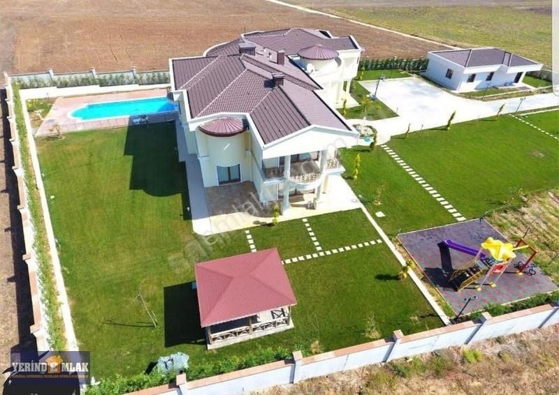 Silivri Kavaklı İstiklal Kiralık Villa SİLİVRİDE KİRALIK ULTRA LÜX VE LÜX EŞYALI MALİKANE