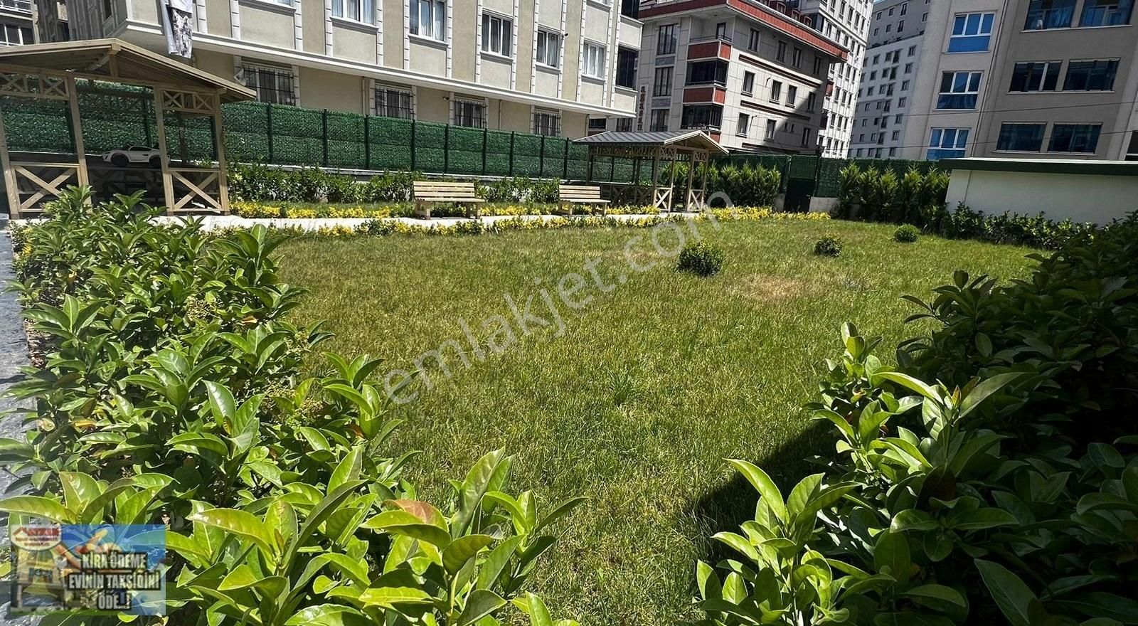 Sultangazi Habibler Satılık Residence ULTRA LÜX ÖZEL YAPIM 220M2 4+1 SİTE'DE NORMAL DAİRE