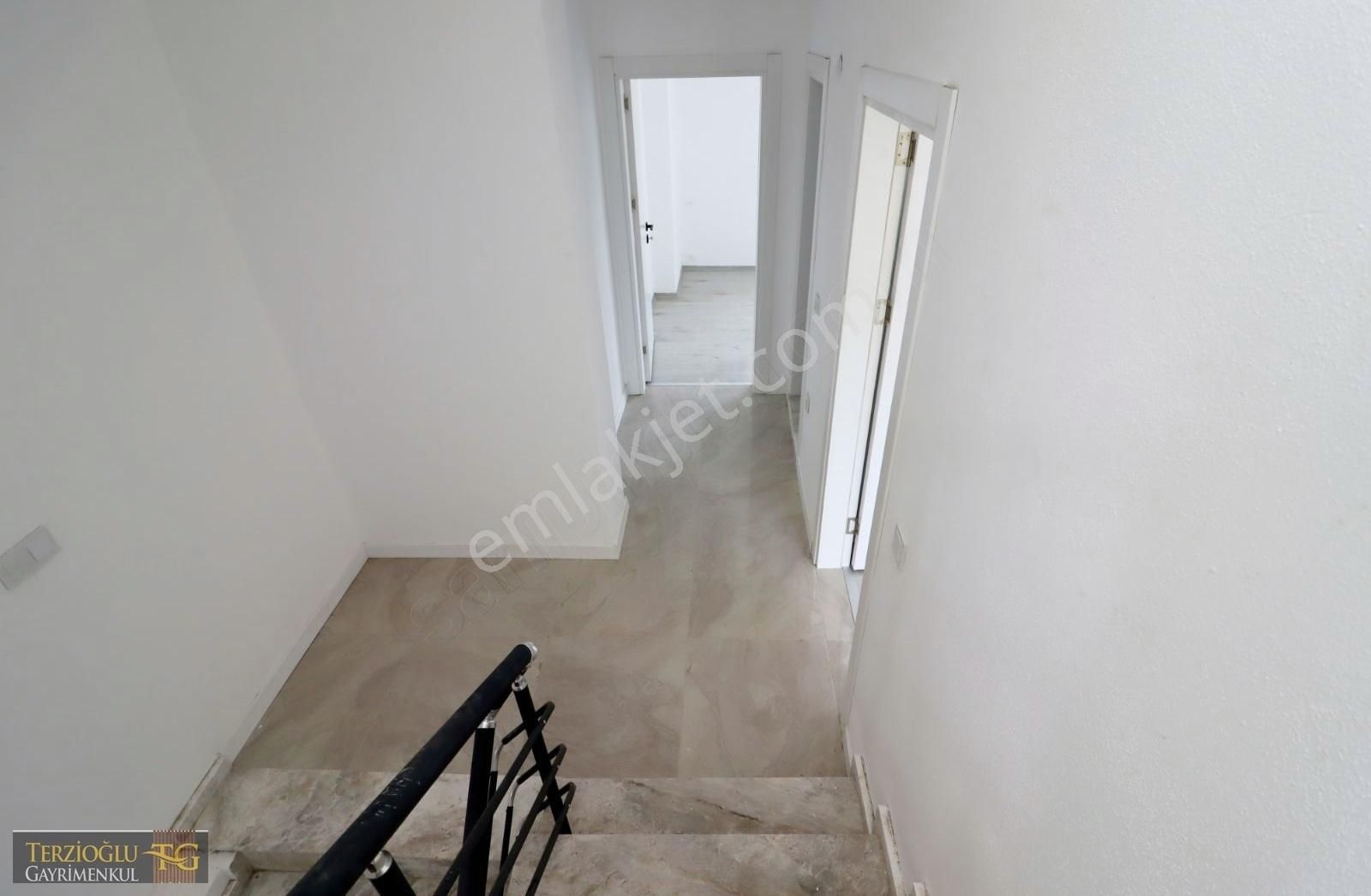 Terzioğlu'ndan Güre Oteller Bölgesi Uygun Fiyat Sıfır 3+1 Villa - Görsel 8