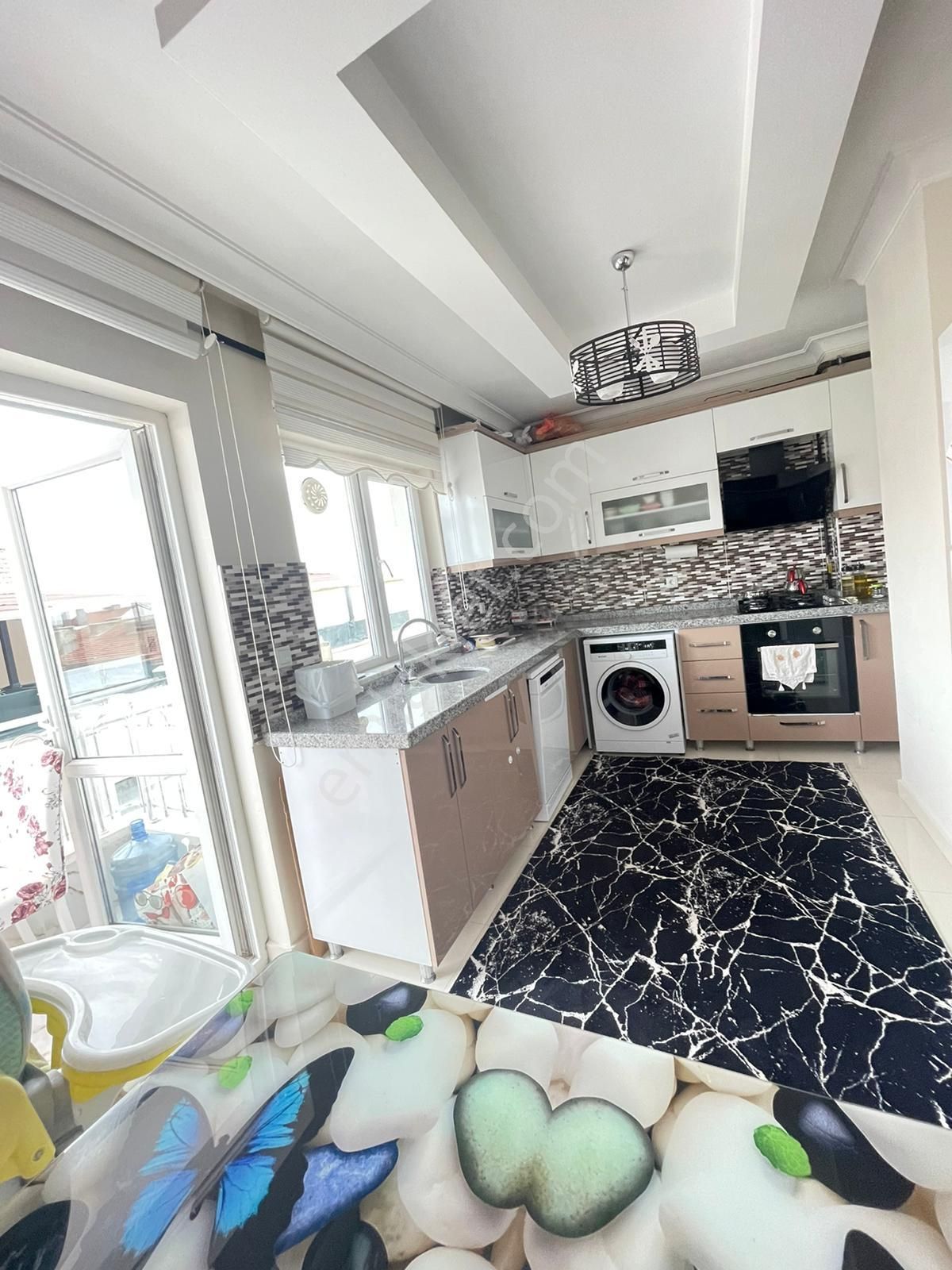 Sincan İstasyon Satılık Daire İSTASYON MH'DE 3+1 120M² ASANSÖRLÜ KATTA 5YILLIK  DAİRE