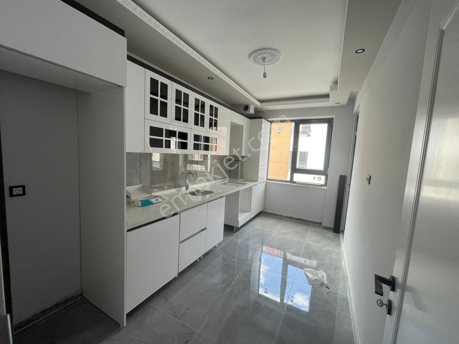 Tepebaşı Zafer Satılık Daire  GAFFAR OKKAN CAD. 2+1 SIFIR SATILIK DAİRE GB-1