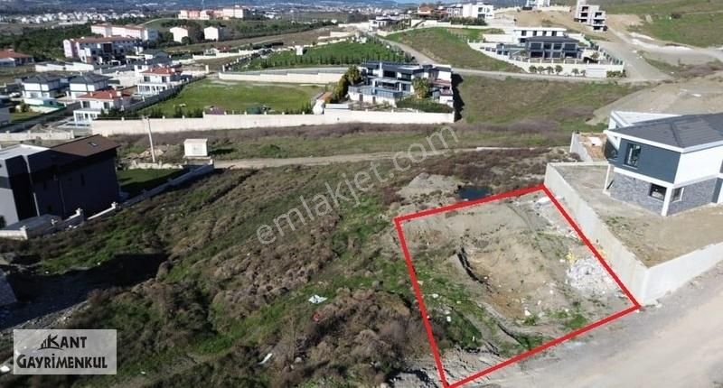 Seferihisar Düzce Satılık Ticari İmarlı GELİŞEN BÖLGEDE İMARLI MAZARALI ARSA