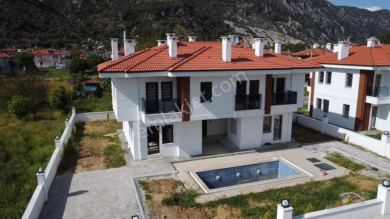 Ula Gökova Kiralık Daire  GÖKOVA MERKEZDE KİRALIK EŞYALI 1+1 DAİRELER