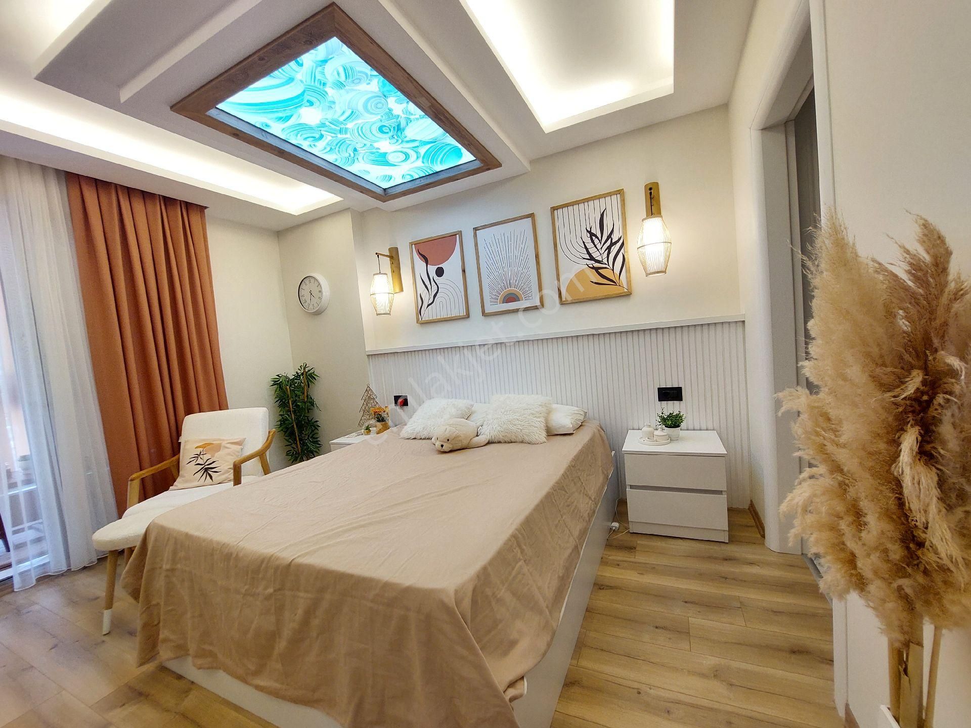 Kuşadasında Elektriğini Öreten Özel Havuzlu Tek Müstakil Ultra Lüx 4+1 Villa - Görsel 21