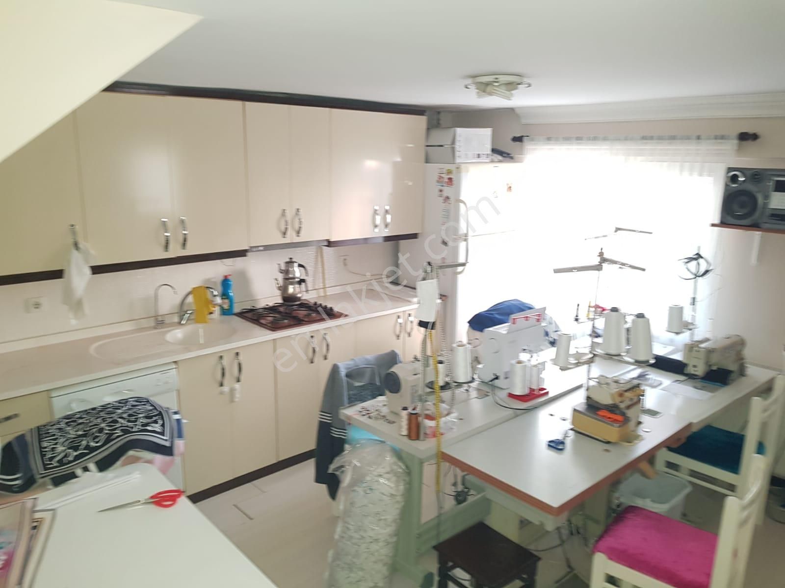 Müstakil Havuzlu Lüks Eşyalı Deniz Manzaralı Villa - Görsel 16