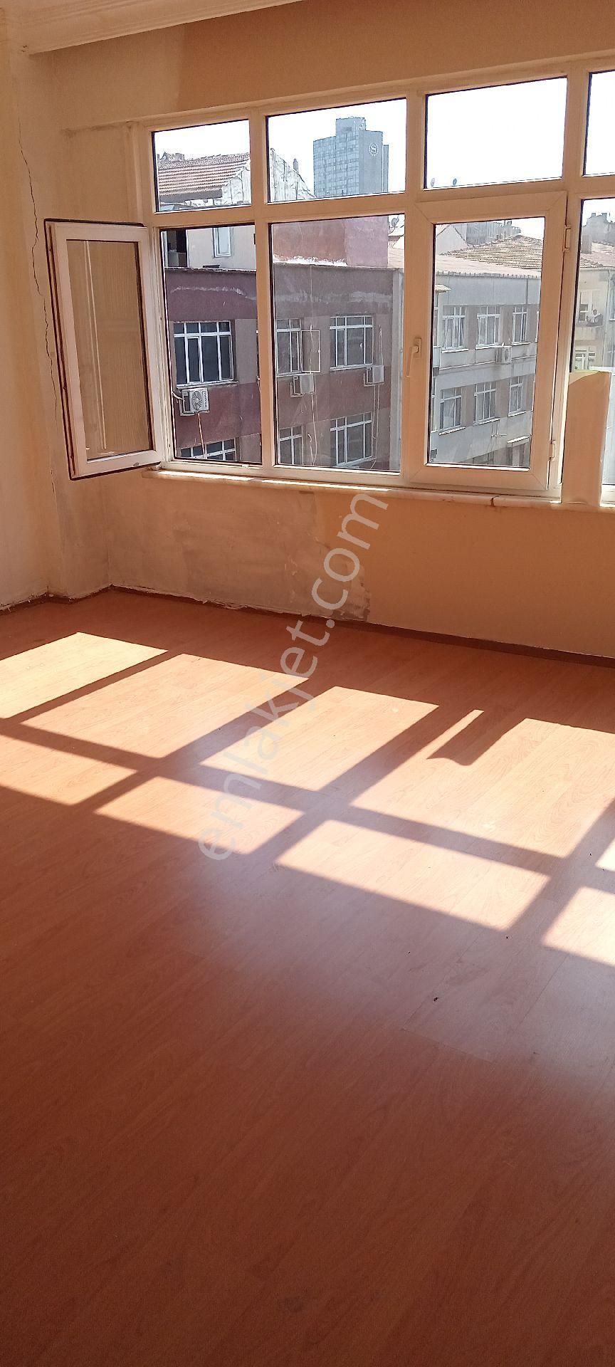 Bakırköy Cevizlik Satılık Daire BAKIRKÖY SAHİLE YAKİN EBU ZIYA CADDESI YÜRÜYÜŞ  YATIRIMLIK DAİRE