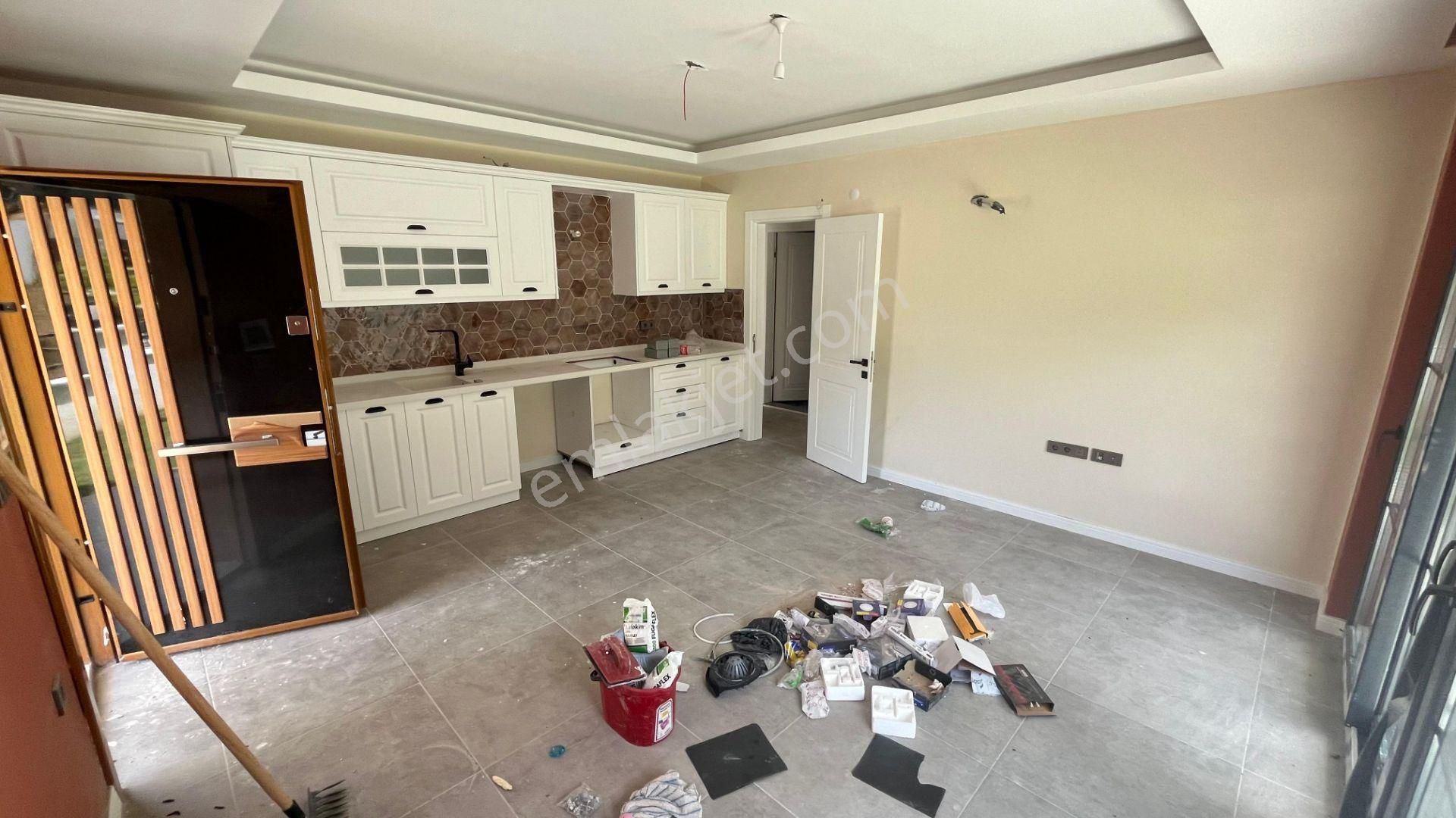 Ula Gökçe Mahallesinde Marmaris Ve Akyaka Yakın Sıfır Yazlık Daire - Görsel 2