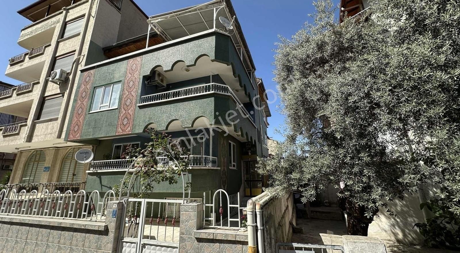 Merkezefendi Karaman Satılık Bina GOLDEN CITY DEN SATILIK 4 DAİRELİ KOMPLE BİNA