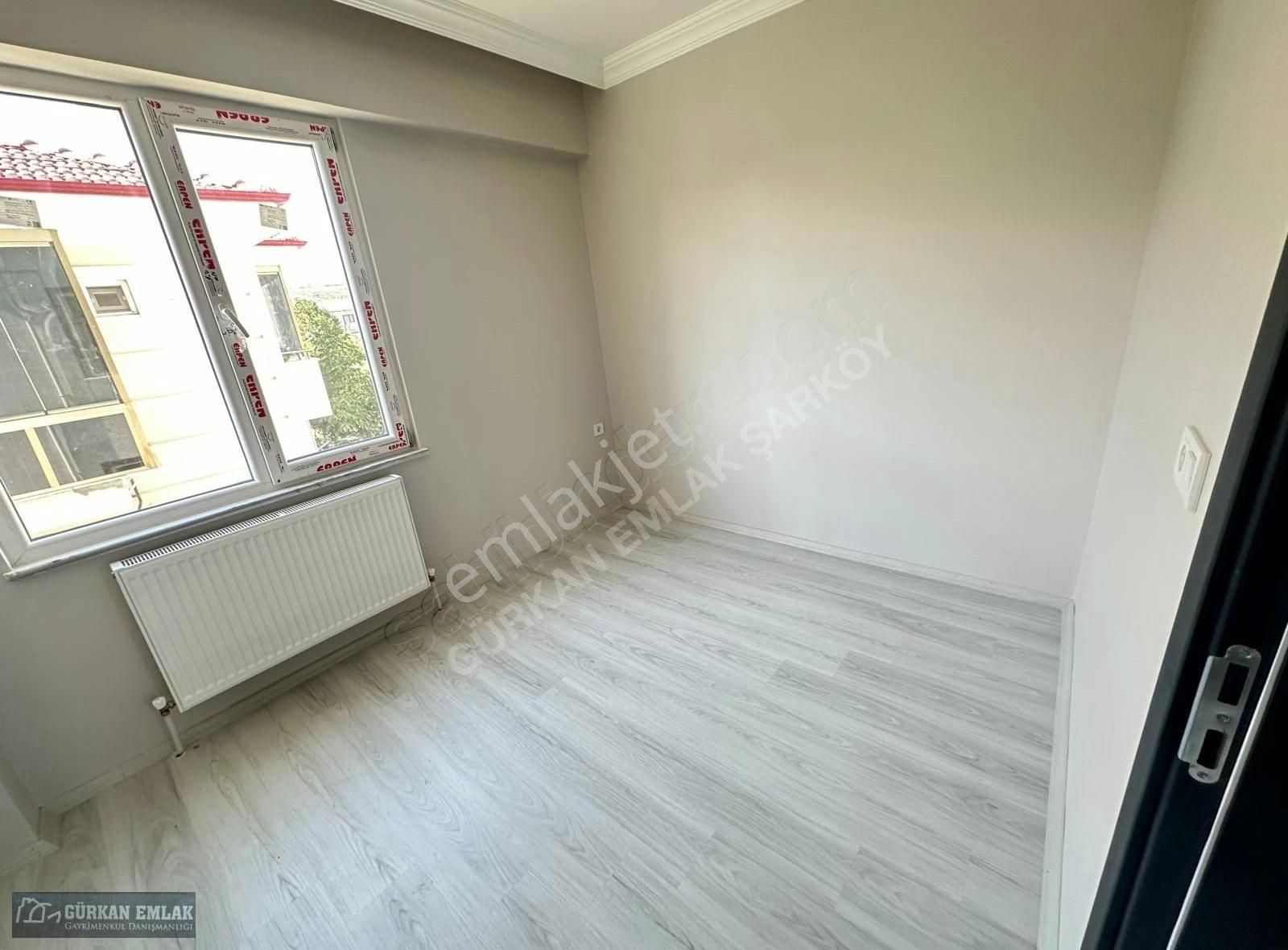 Şarköy Cumhuriyet Satılık Daire Gürkan emlak'tan merkeze yakın konumda 2+1 85m² sıfır daire