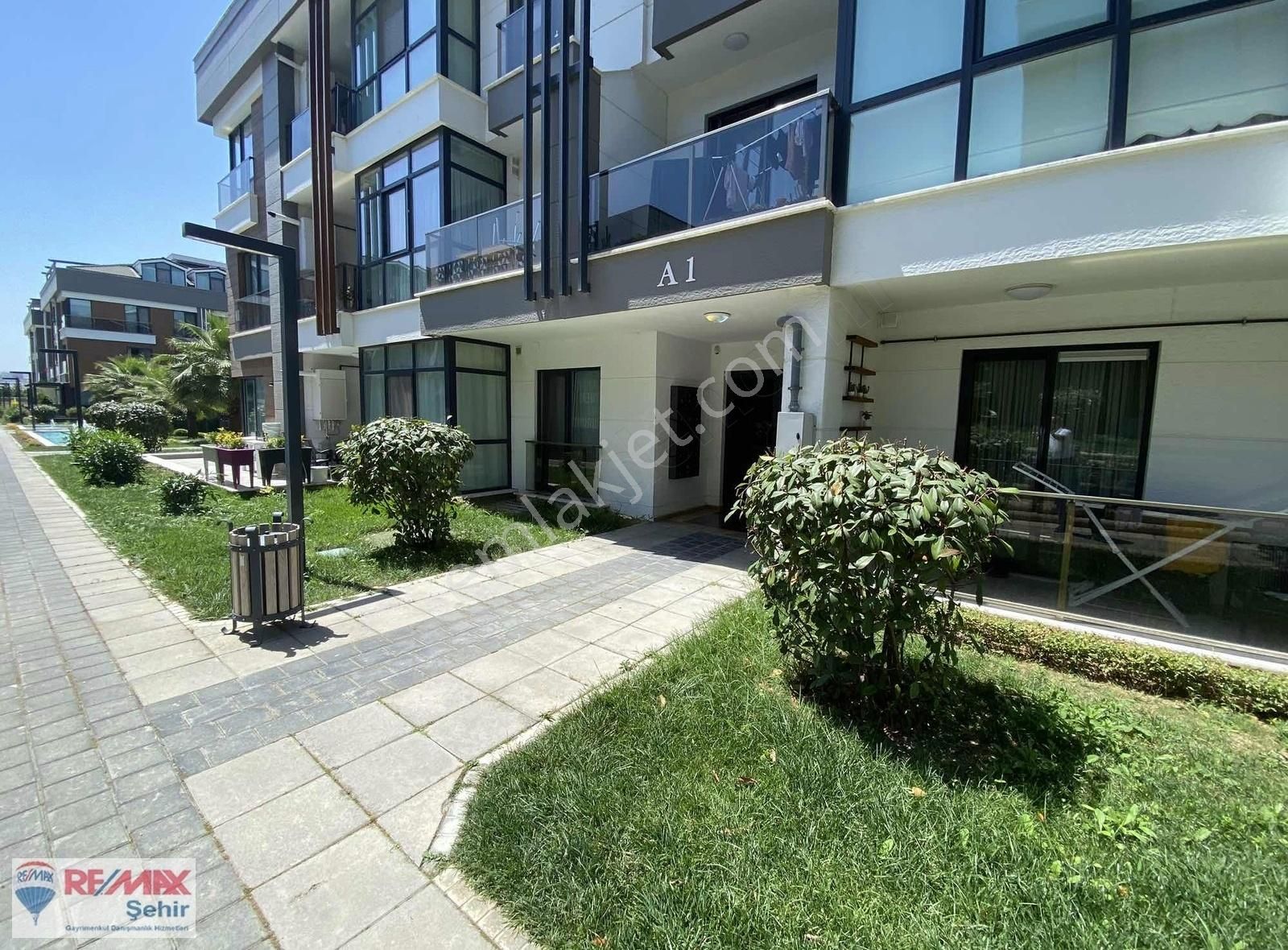 Yalova Merkez Mustafa Kemal Paşa Satılık Daire REMAX ŞEHİRDEN YALOVA AKYOL PREMİUM LOFT'TA SATILIK DUBLEKS