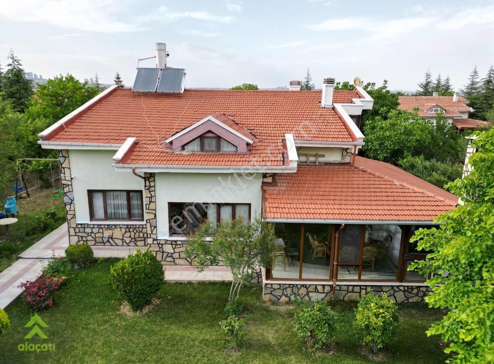 Gölbaşı Ballıkpınar Satılık Villa Alaçatı'dan/BAHÇEKENT SİTESİNDE/5+2 FIRSAT VİLLA