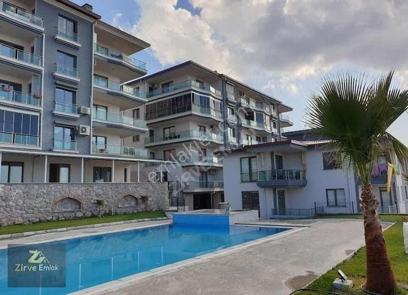 Dikili İsmetpaşa Satılık Daire OK PANORAMA EVLERİNDE DENİZ VE HAVUZ MANZARALI 3+1 DAİRE