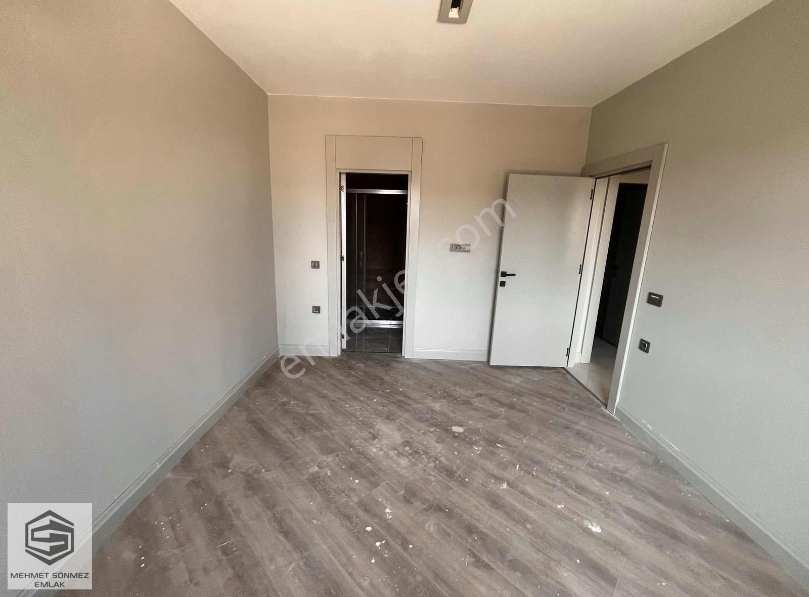 Ultra Lüks Sitede Geniş 2+1 - Görsel 11