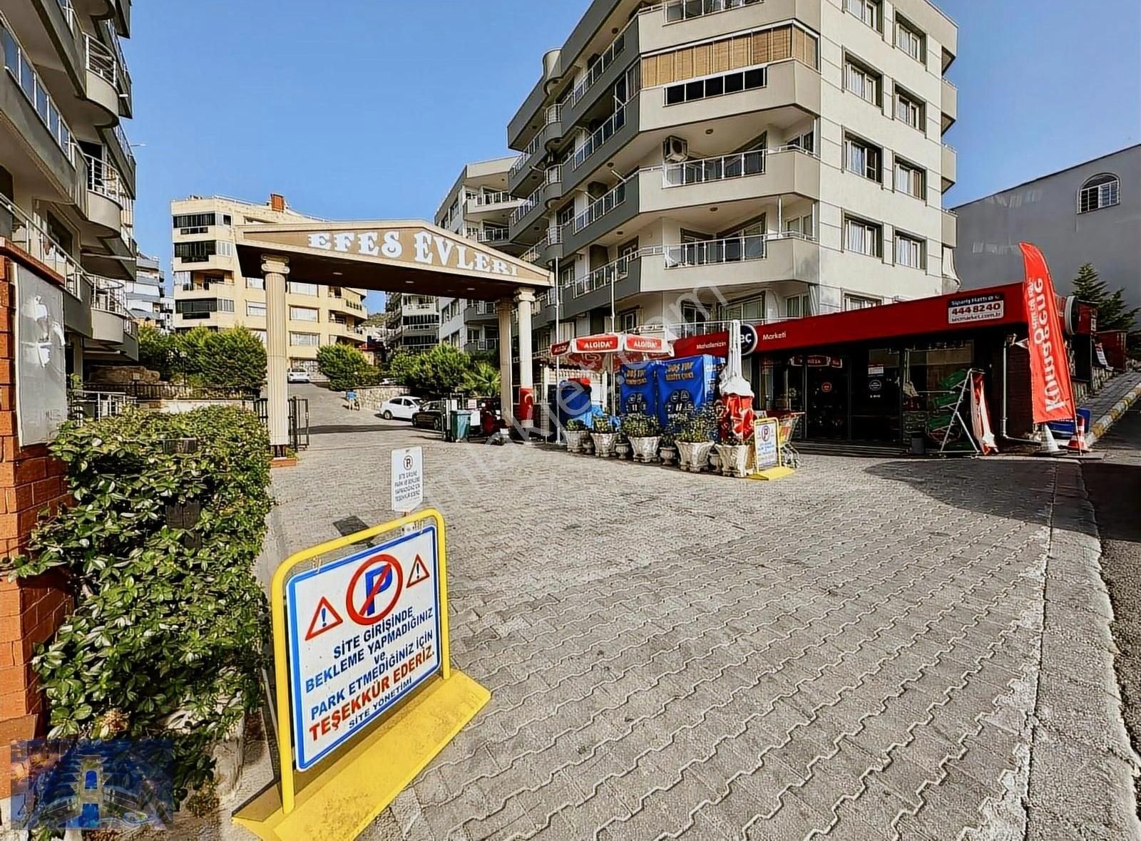 Kuşadası Ege Satılık Daire KUŞADASI EGE MAH FIRSAT DAİRE 3+1 180 m2 KAPLI MUTFAK DAİRE