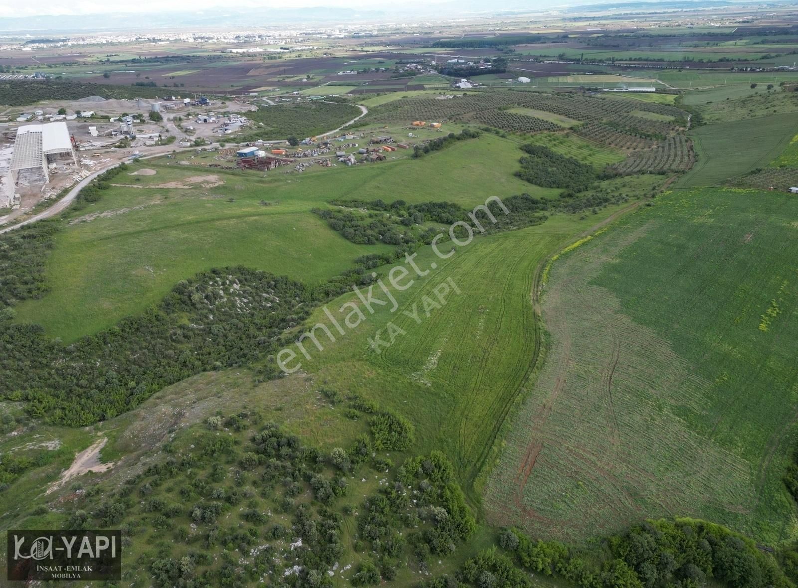 Karacabey Kıranlar Satılık Tarla Resmi Yolu Olan Güney Cephe 11277m2 Tarla