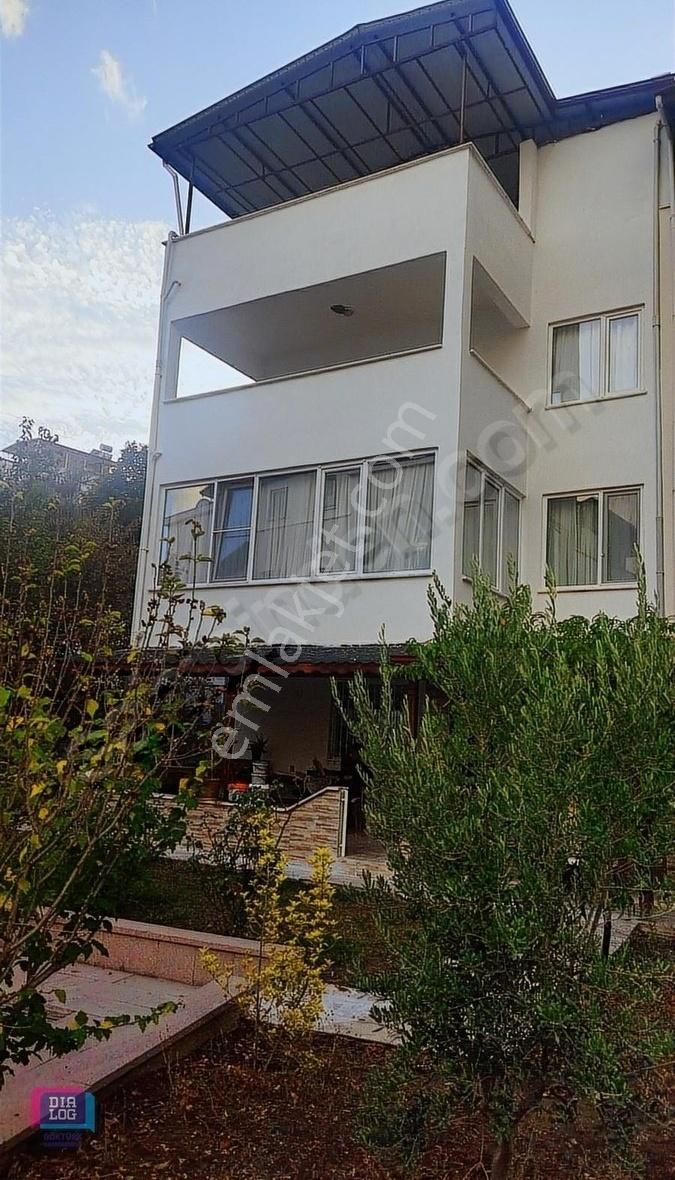 Ayvacık Küçükkuyu Bld. (Mıhlı) Satılık Villa DIALOG GÖKTÜRK ten Küçükkuyu da 4+1 Triplex Bahçeli Villa