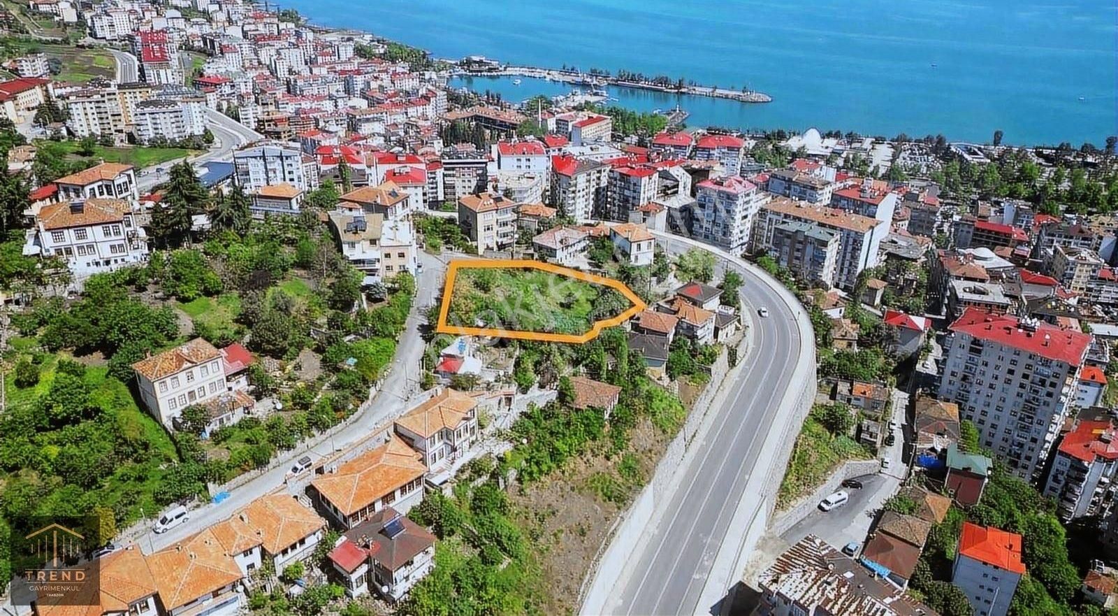 Akçaabat Orta Satılık Konut İmarlı TREND GAYRİMENKUL AKÇAABAT ORTAMAHALLE'DE 1362m2 SATILIK ARSA