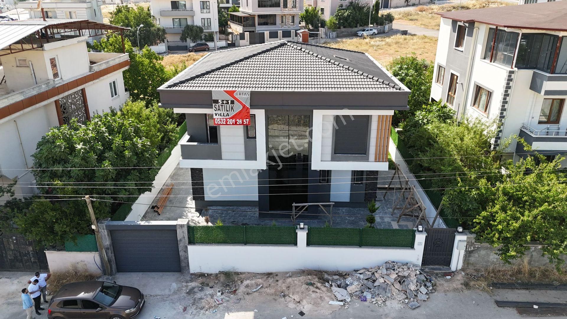 Şehitkamil Şehirgösteren Satılık Villa  ERTAŞ GAYRİMENKUL'DEN ŞEHİRGÖSTEREN MAH. SATILIK 5+1 VİLLA