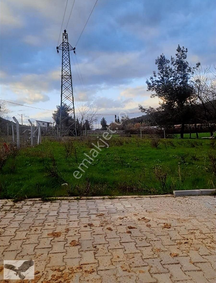 Menderes Çamönü Satılık Tarla Şahin emlaktan camonude 420metrekare hisse tapulu arazi