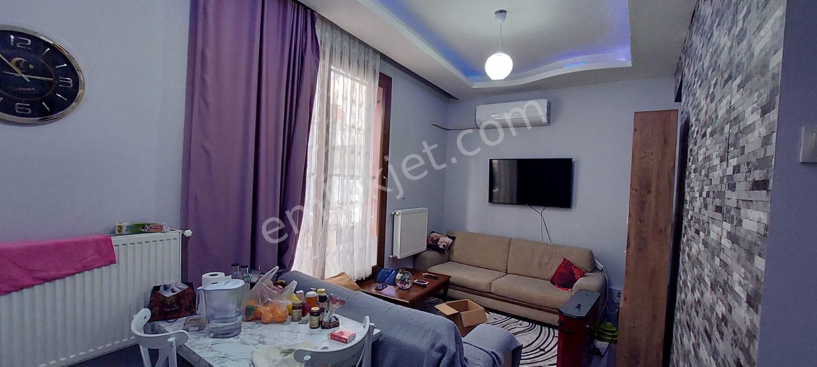 Buca Menderes Satılık Daire  BUCA MENDERES MAH DE 2+1 70M2 DGAZLI SATILIK DAİRE