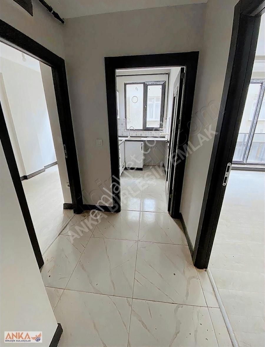 Ataşehir Örnek Satılık Daire MERKEZ 18 DEN ARAKAT DAİRE