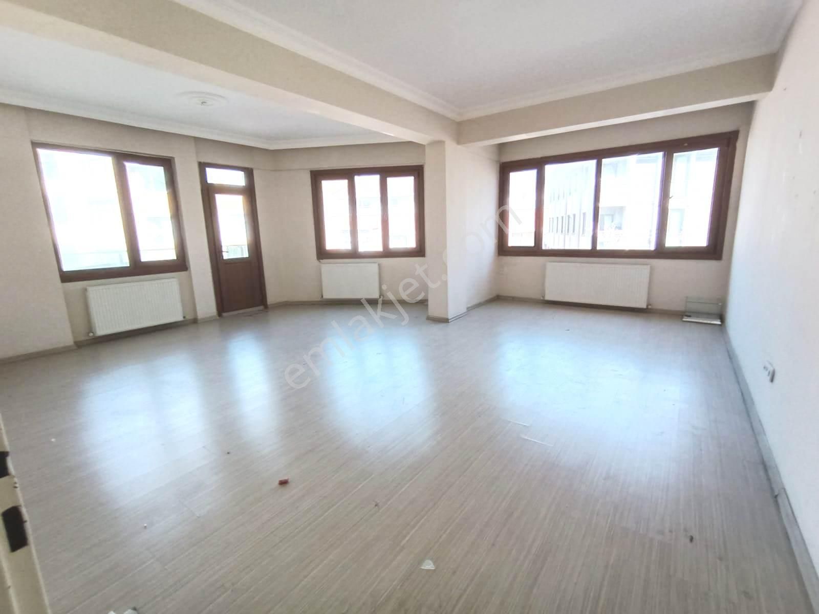 Pendik Esenyalı Satılık Daire SATILIK DAİRE PENDİK ESENYALI MAHALLESİ