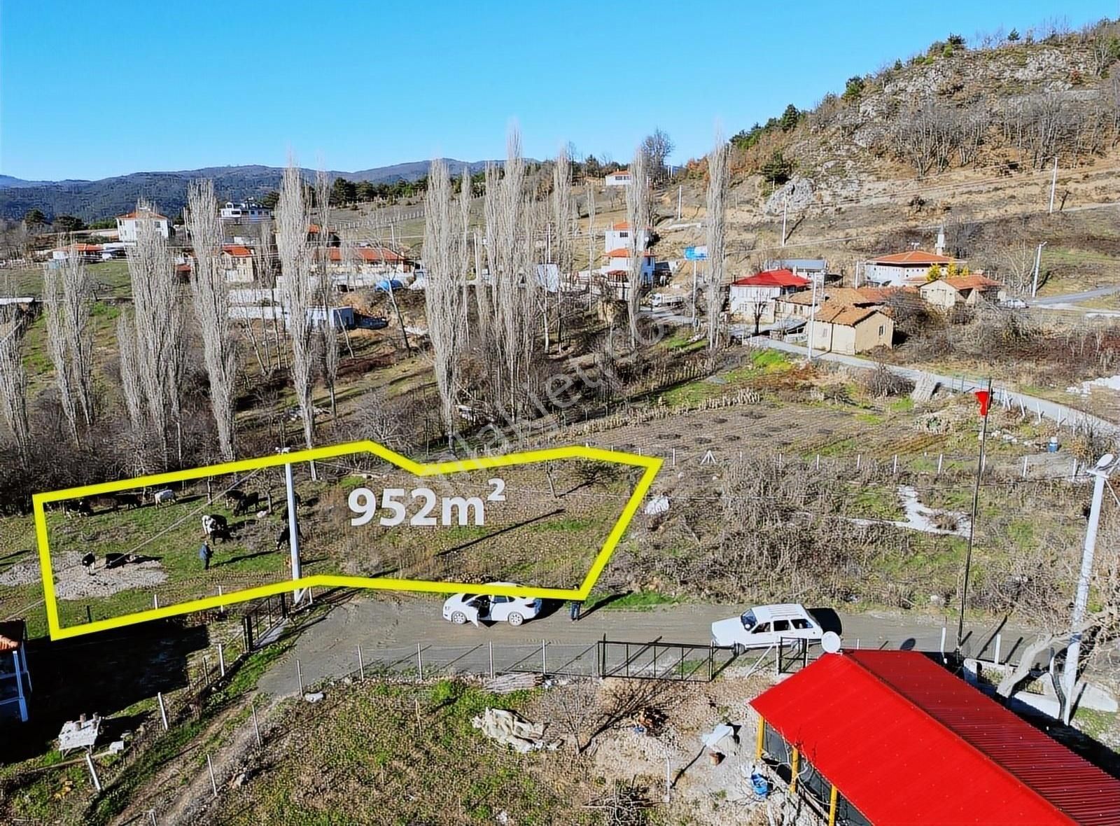 Pamukova Bakacak Satılık Konut İmarlı PAMUKOVA BAKACAK MAHALLESİNDE KONUT İMARLI 952m² ARSA