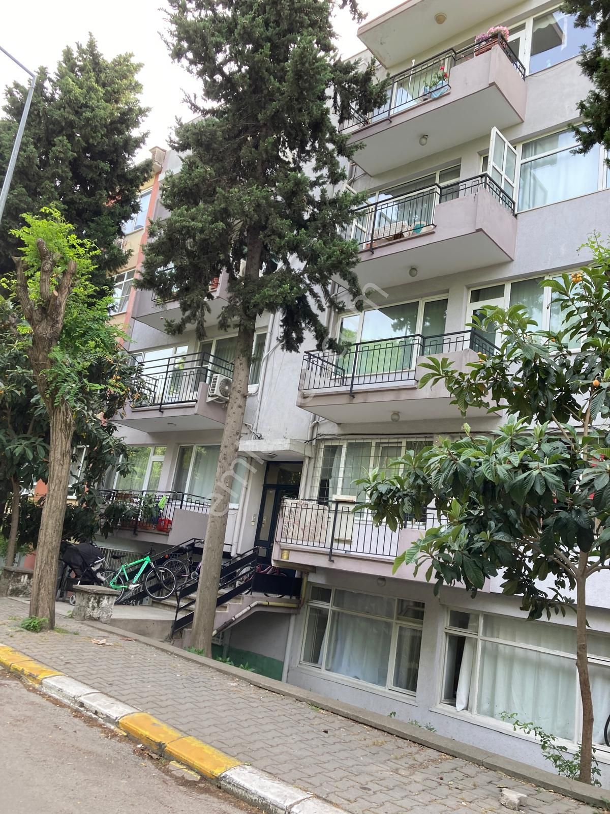 Altıeylül Bahçelievler Satılık Daire  BALIKESİR / ALTIEYLÜL BAHÇELİEVLER MAHALLESİ SATILIK 3+1 DAİRE 