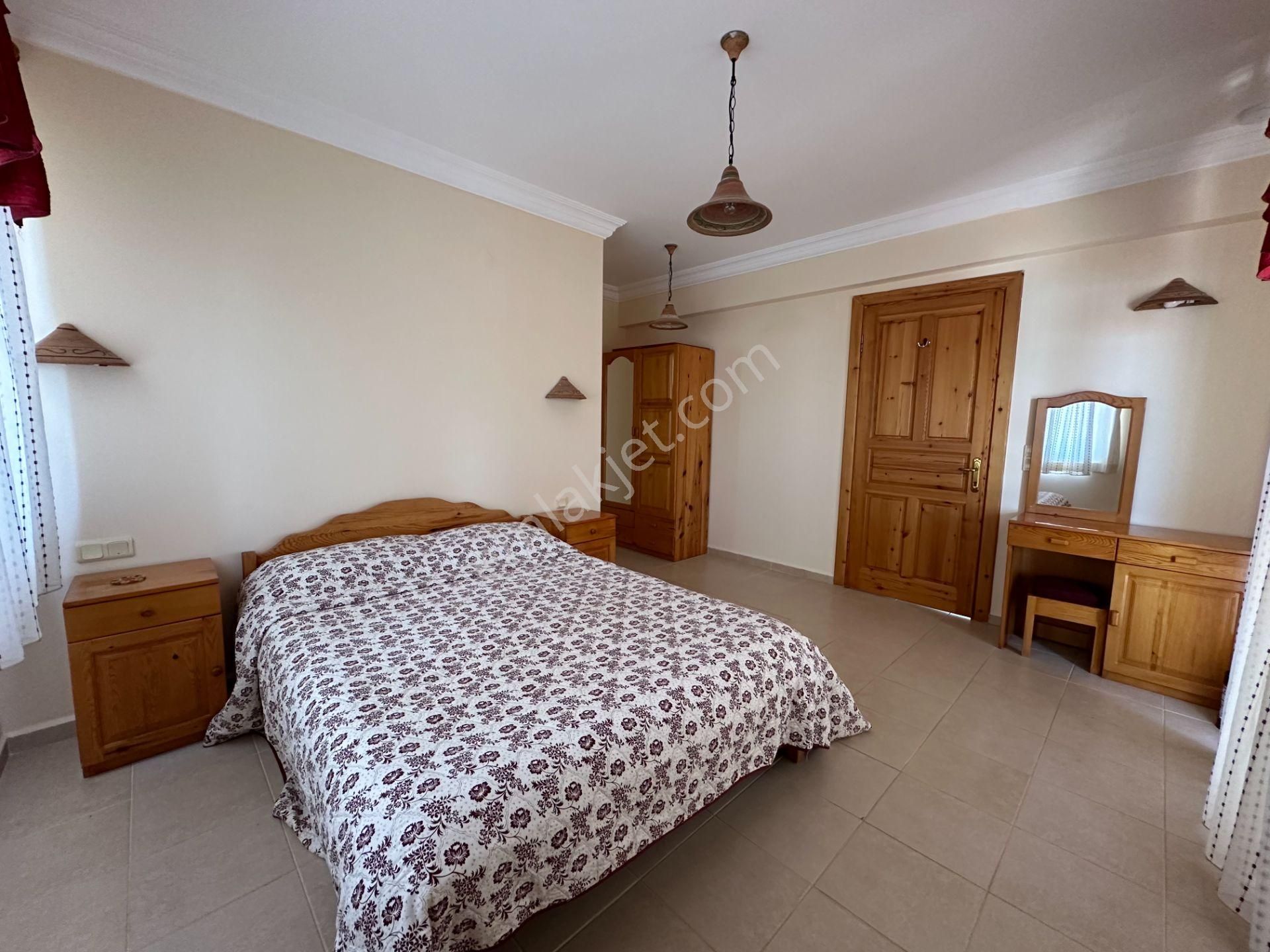 Satılık Ortak Havuzlu Villa Mükemmel Konumda - Görsel 13