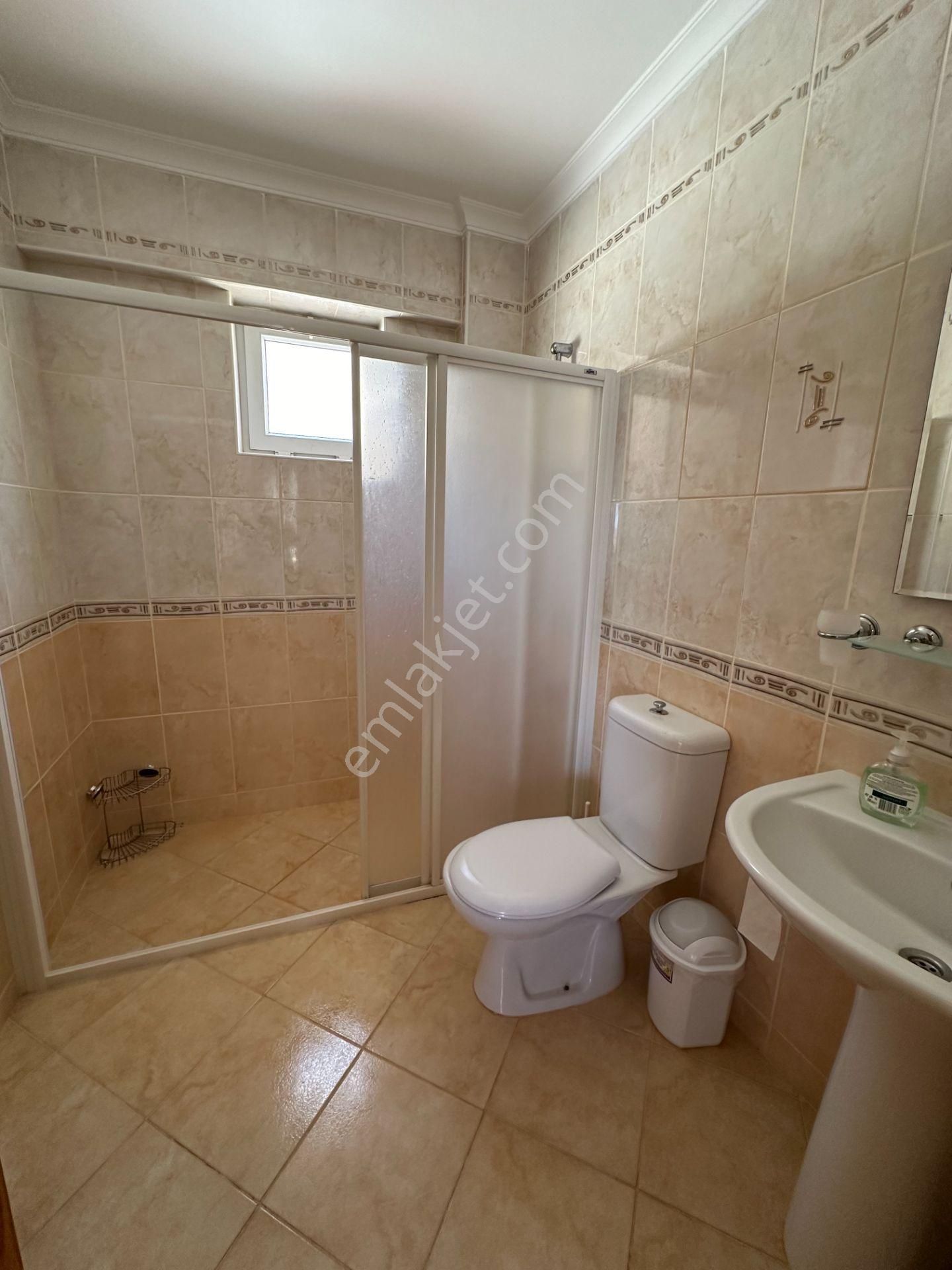 Satılık Ortak Havuzlu Villa Mükemmel Konumda - Görsel 11