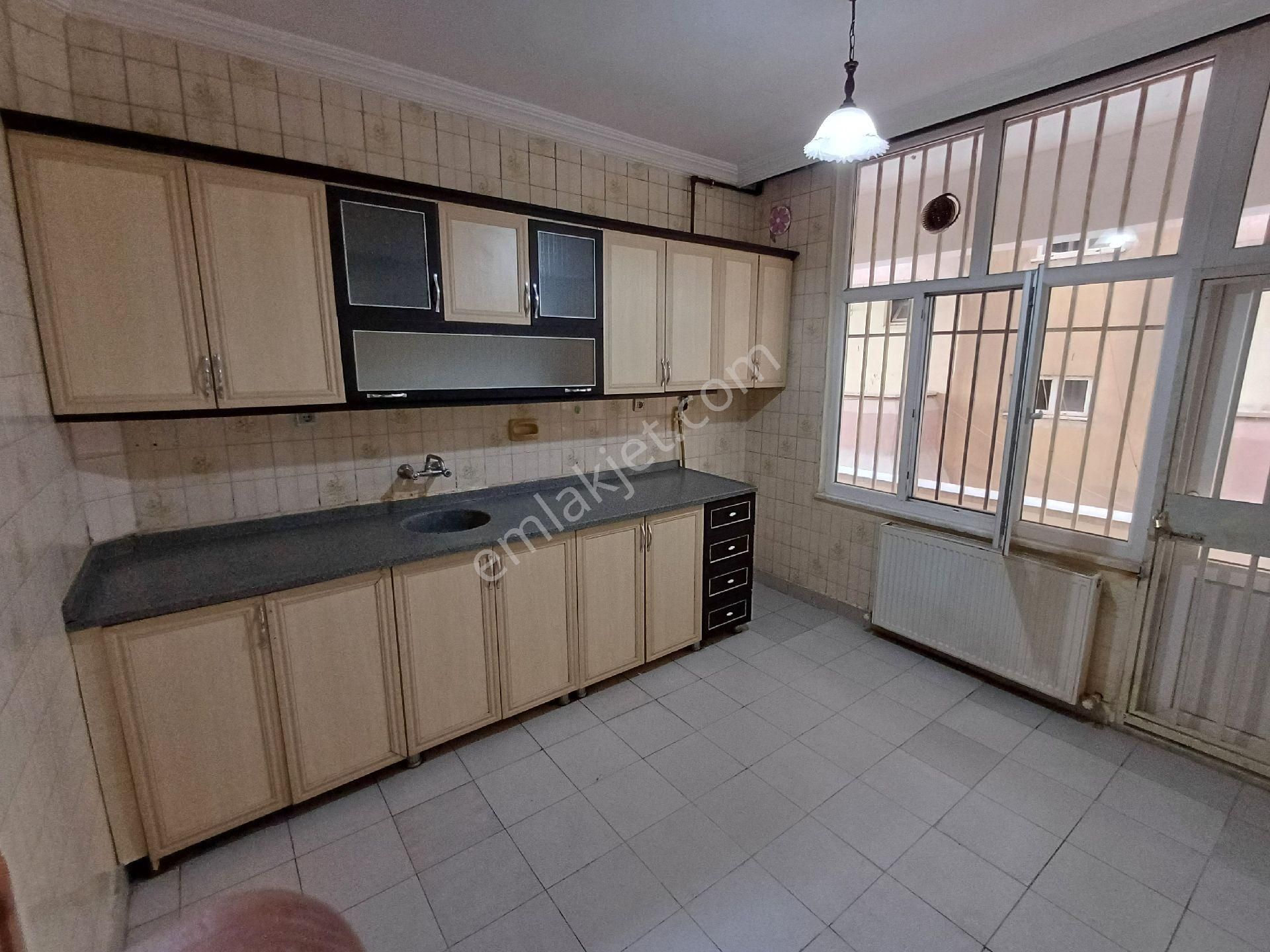 Kiralık 3+1 Ofis Rızvanağa Buket Lahmacun Sokağı - Görsel 2