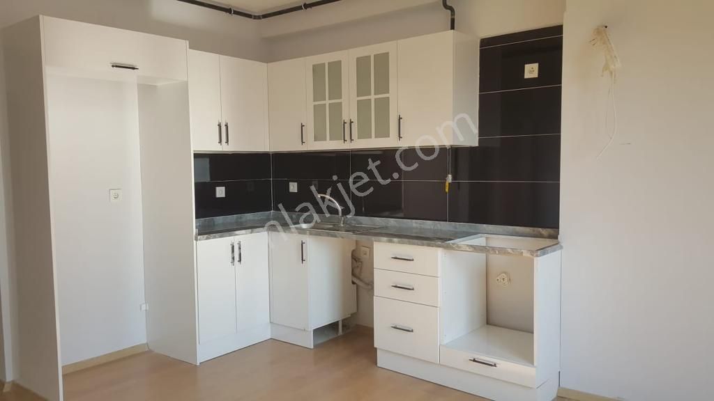 Çukurova Huzurevleri Satılık Daire  PARİS GAYRİMENKUL'DEN MAVİ BULVARDA CAZİP 3+1 SATILIK DAİRE 