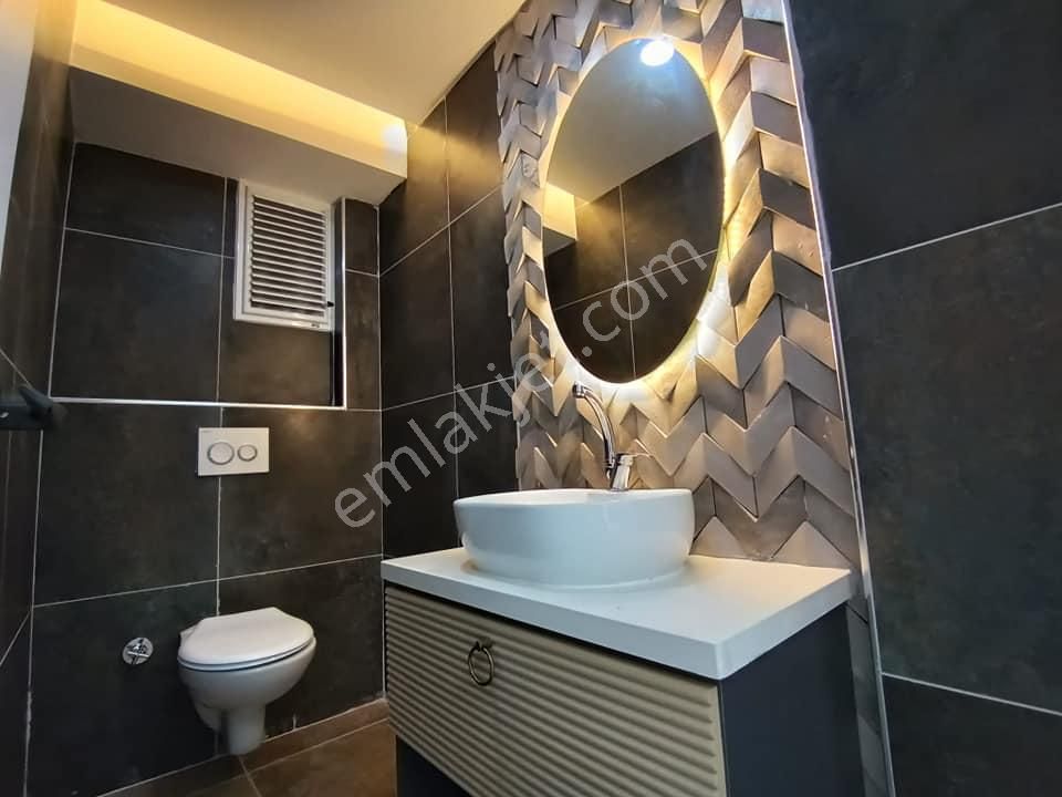 Esenyurt Güzelyurt Satılık Daire  ESENYURT GÜZELYURT'TA 3+1 MERKEZİ KONUMDA SATILIK DAİRE