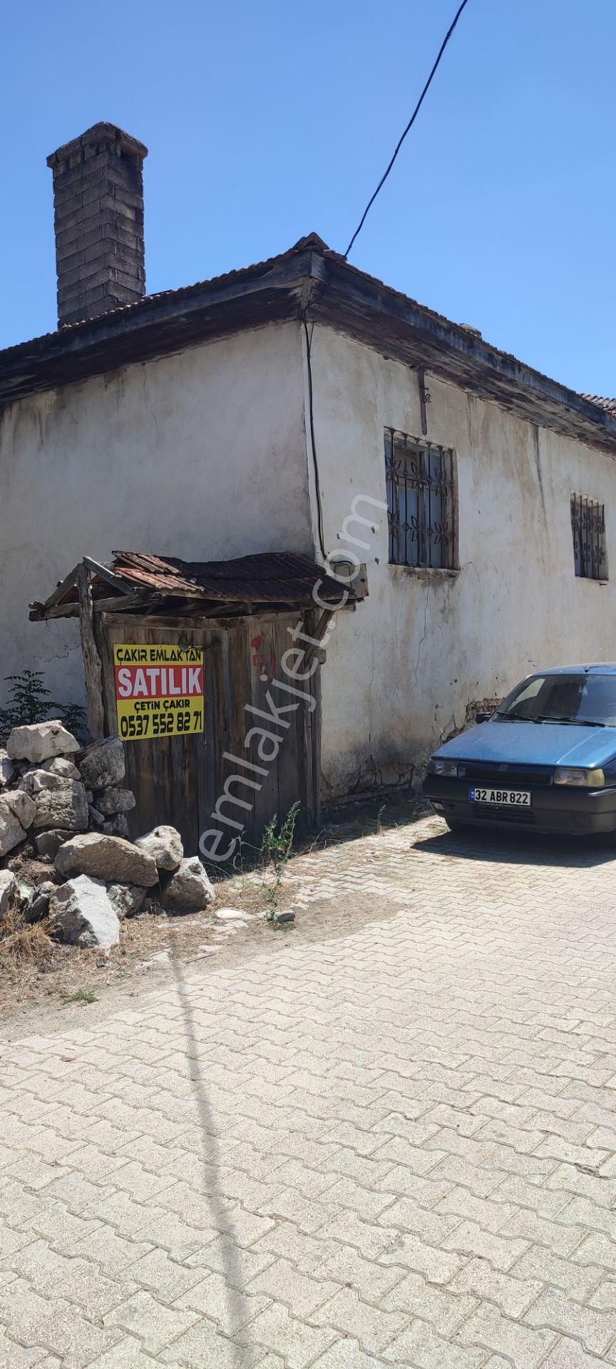 Ağlasun Hisar Köyü Satılık Köy Evi  BURDUR AĞLASUN HİSARKÖY'DE SATILIK BAHÇELİ EV