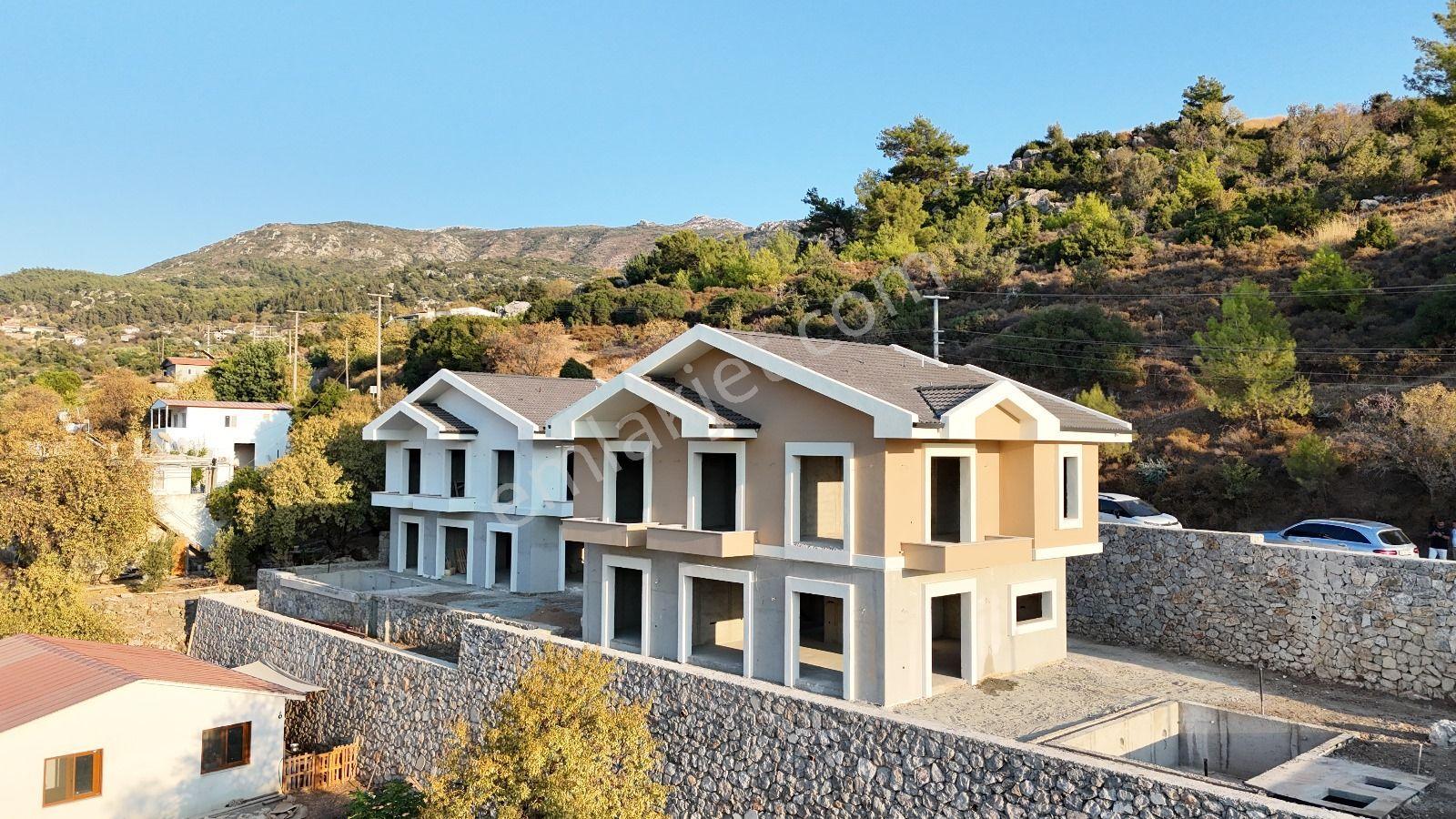 Söğütte Anahtar Teslim 4+1 Sıfır Villalar - Görsel 4