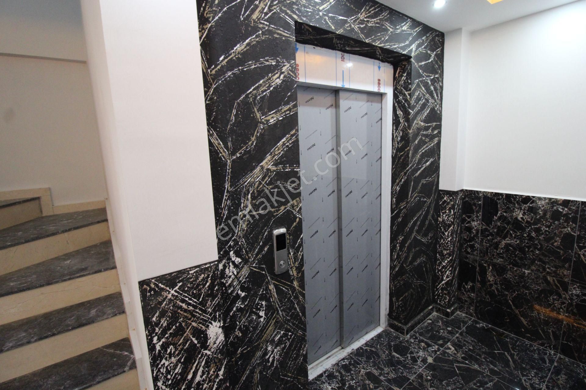 Aydın Didim Altınkum Mahallesi Asansörlü Sıfır Bina 3+1 Daire Denize 250 Metre - Görsel 3