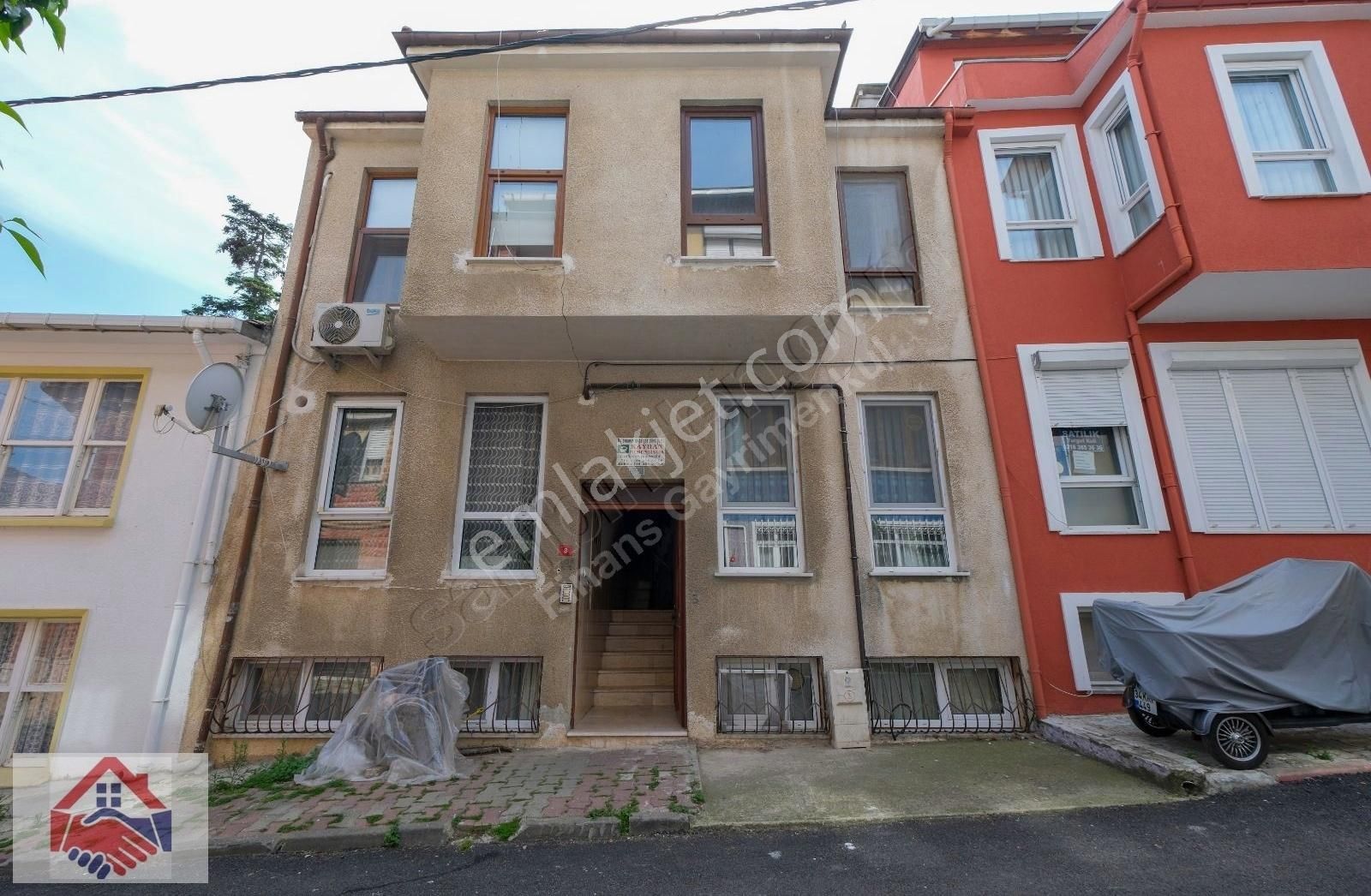 Adalar Heybeliada Satılık Daire HEYBELİADA 3+1 EŞYALI DUBLEKS SATILIK DAİRE