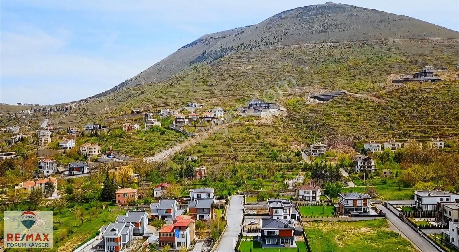 Talas Harman Satılık Villa İmarlı PARAŞÜT ALANI MANZARALI 3800 M2 TEMİZ VİLLA PARSELİ