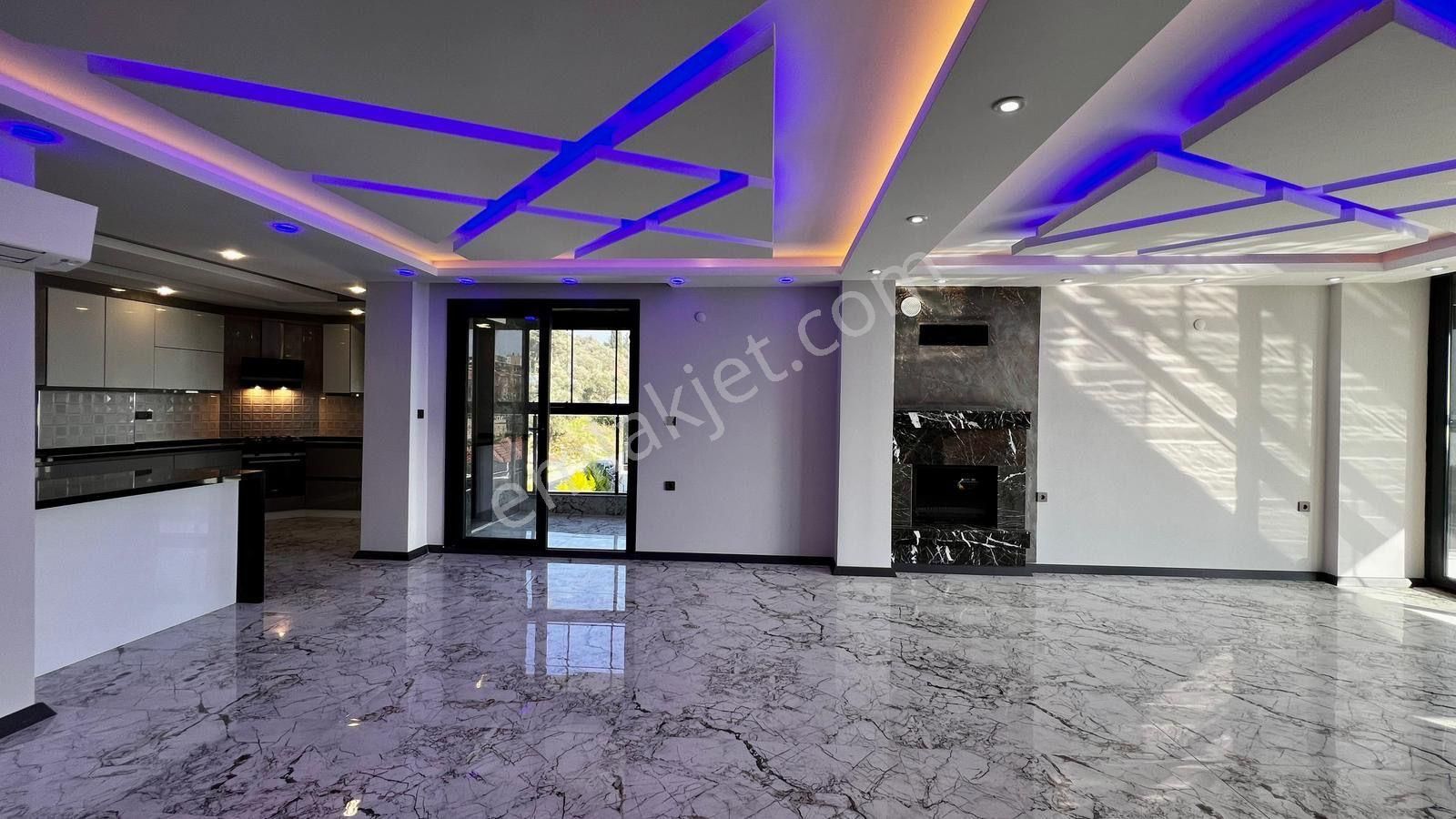 Kuşadası Kadınlar Denizinde Satılık 4+1 Müstakil Malikane - Görsel 29