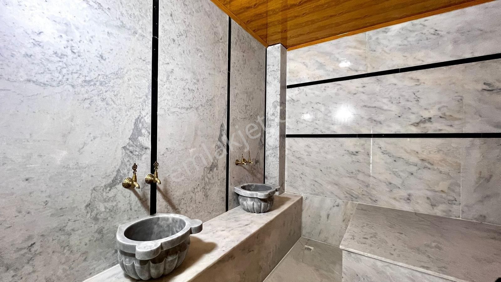 Kuşadası Kadınlar Denizinde Satılık 4+1 Müstakil Malikane - Görsel 9