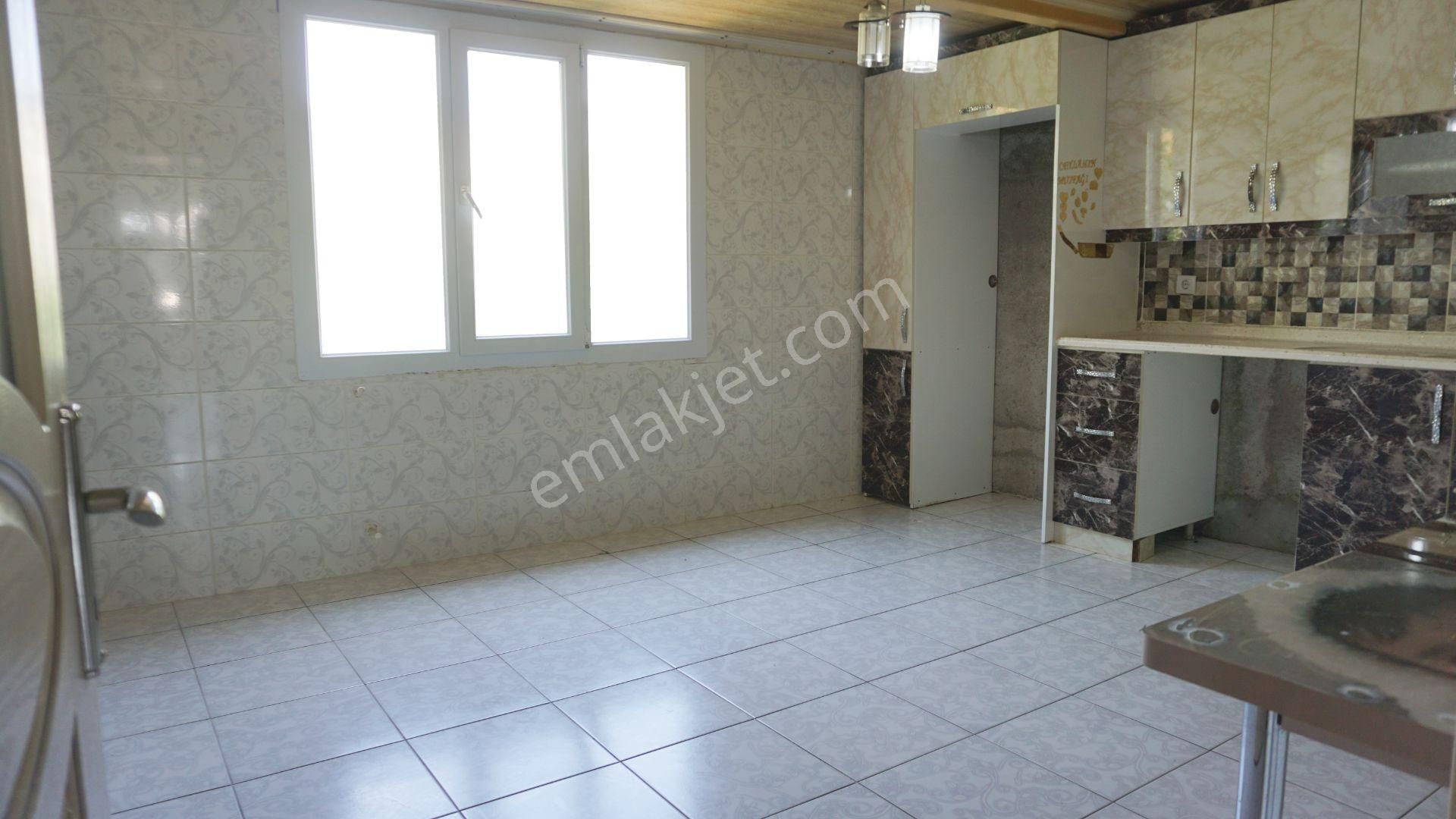 Menemen Gölcük Satılık Daire  MENEMEN ASARLIKTA SATILIK DAİRE 2+1 ÇİĞLİ SERKAN EMLAK DAN