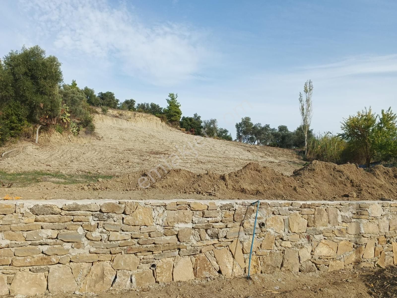 Evrenler Yavşi Mahallesi'nde Yatırım Fırsatı: Etrafı Evlerle Çevrili Satılık Tarla! - Görsel 7