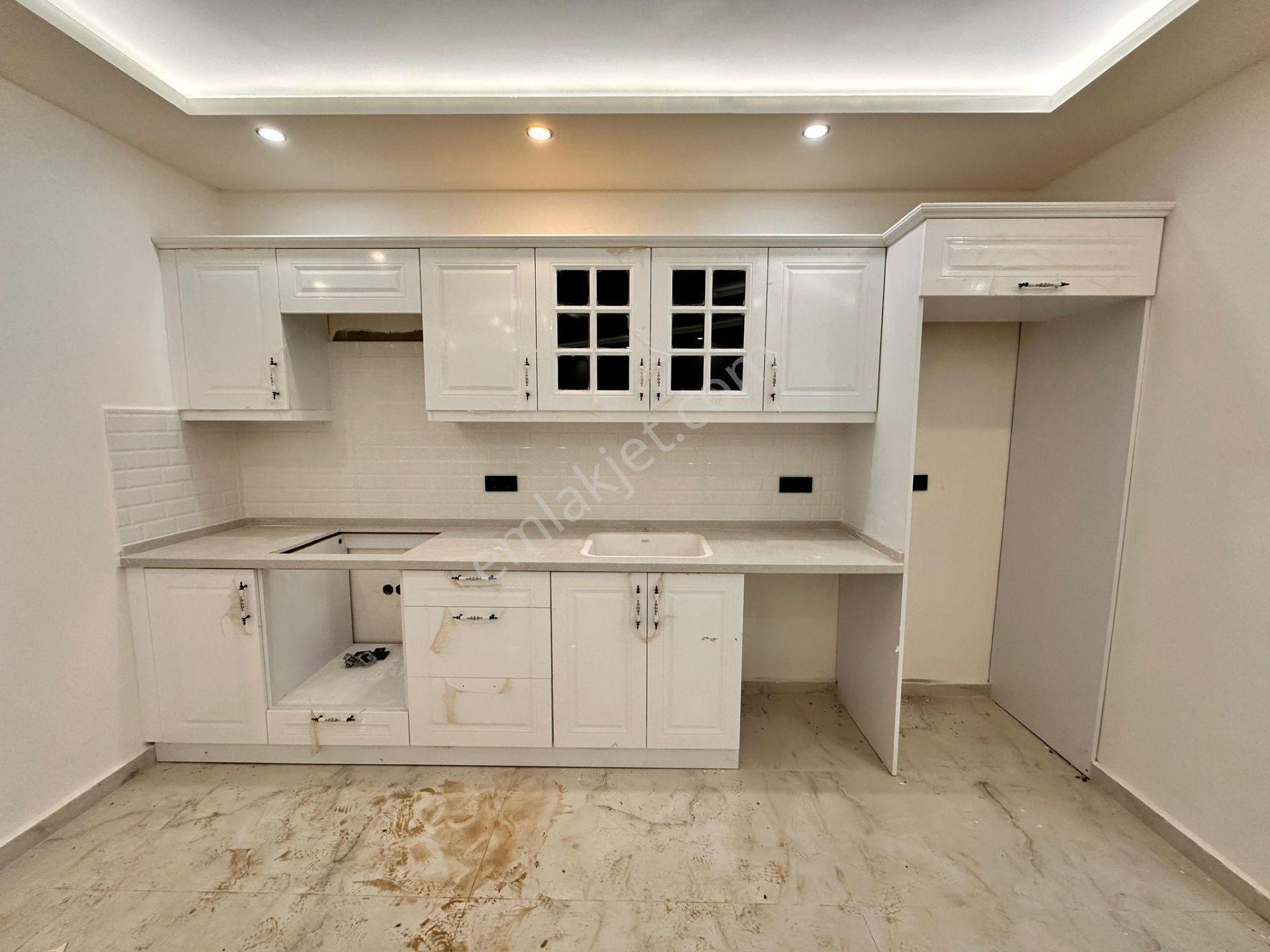 Didim Hisar Mahallesi Yuvakur Emlaktan Acil Satılık 3+1 Villa Bahçeli Havuzlu Köşe Başı - Görsel 10