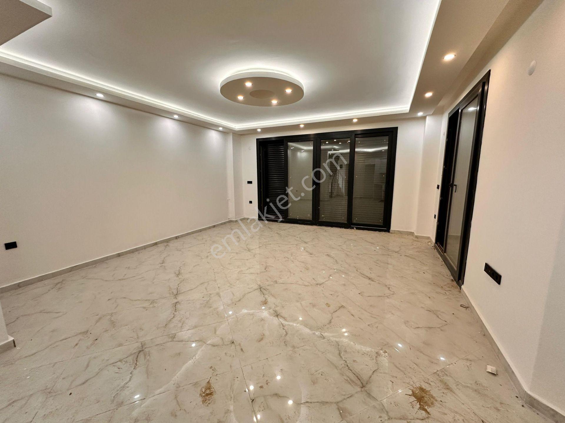 Didim Hisar Mahallesi Yuvakur Emlaktan Acil Satılık 3+1 Villa Bahçeli Havuzlu Köşe Başı - Görsel 7
