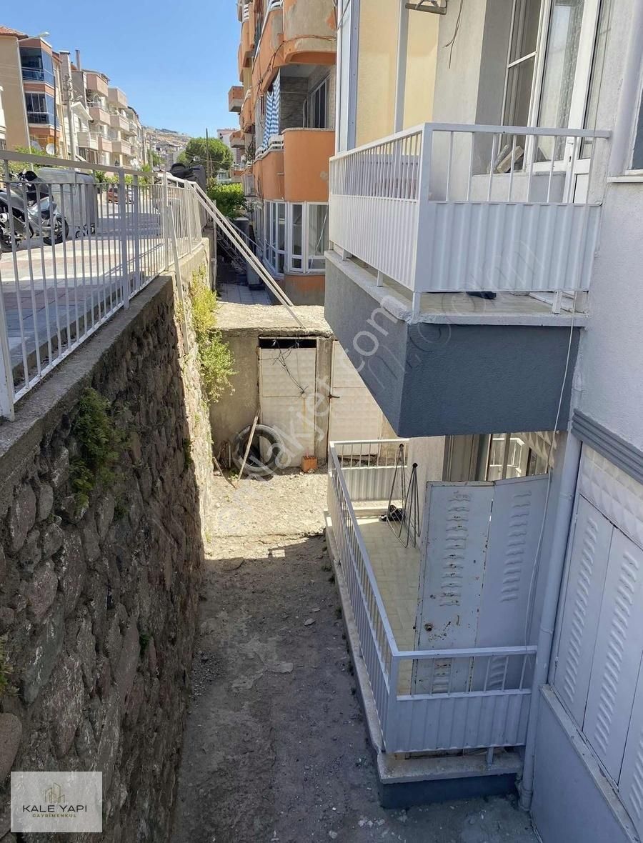 Bergama Bahçelievler Satılık Daire KALE GAYRİMENKULDEN BAHÇELİEVLER MH SATILIK 3+1 DAİRE